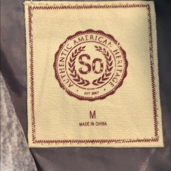 Gray vest - Picture 3 of 3